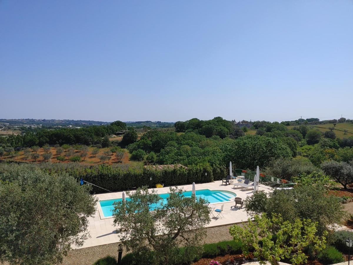 Il Carpino Villa Martina Franca Luaran gambar